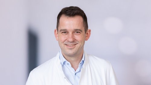 Dr. Christian Hart